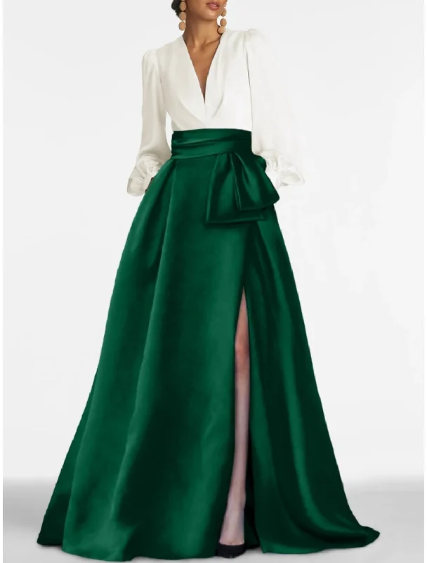 A-Line Evening Gown Elegant Dress Formal Sweep / Brush Train Christmas Long Sleeve V Neck Satin with Pleats Slit