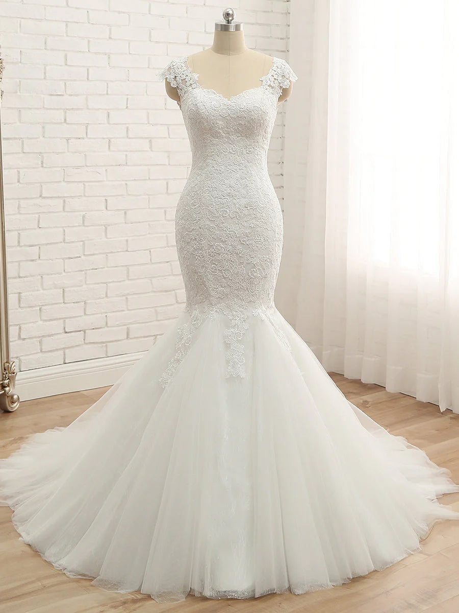 Trumpet/Mermaid V-Neck Sleeveless Applique Tulle Floor-Length Wedding Dresses