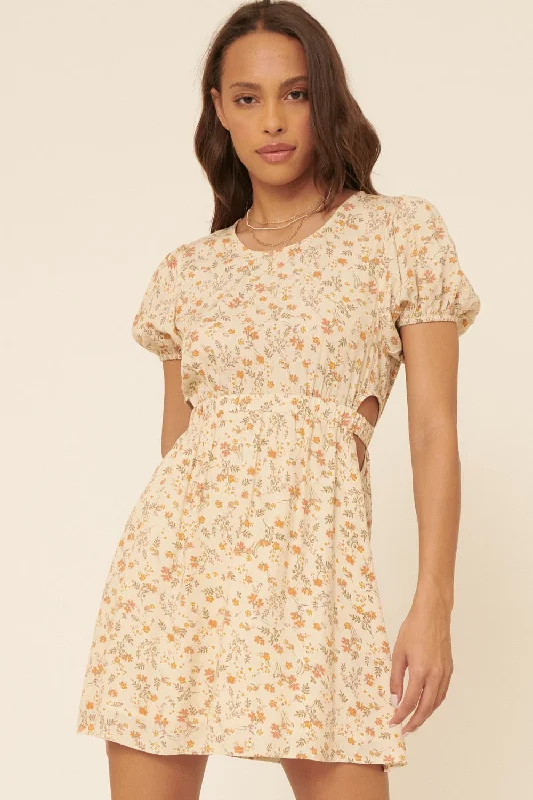 Vanilla Floral Round Neck Button Keyhole Back Mini Dress